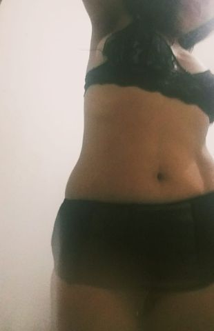 Olá amores!
Se deseja um momento de  puro prazer, relaxamento e se sentir "um sultão", me chama 🔥.
Muita experiência pra te dar prazer completo e descontraído.
Não é só sexo vc terá uma experiência deliciosa.
Iniciante no "job", mas "pós graduada" em matéria de sexo. Amo um oral, ficar longo tempo deliciando um "pau'.
*Só sexo com segurança"